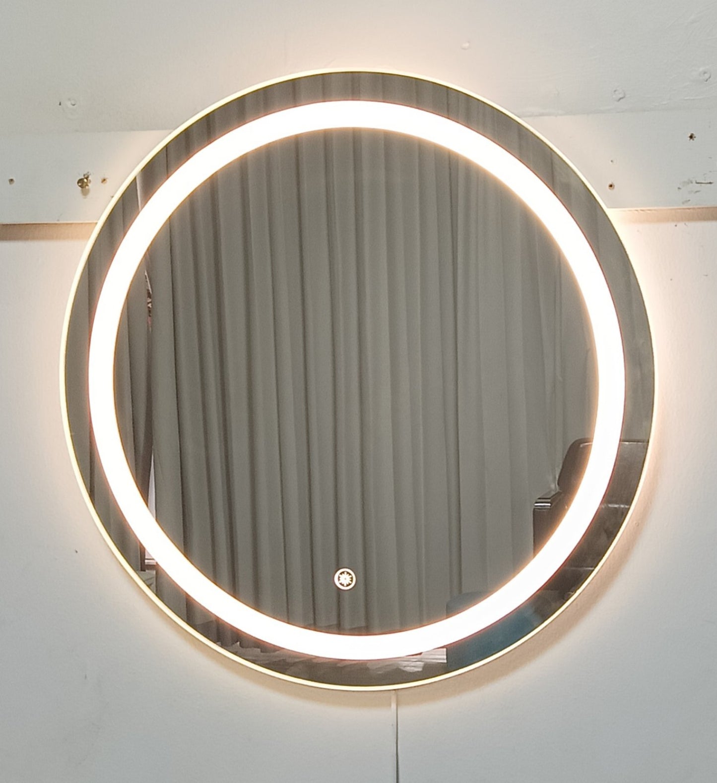 600mm x 600mm LED Mirror Ready Made In-Stock 003
