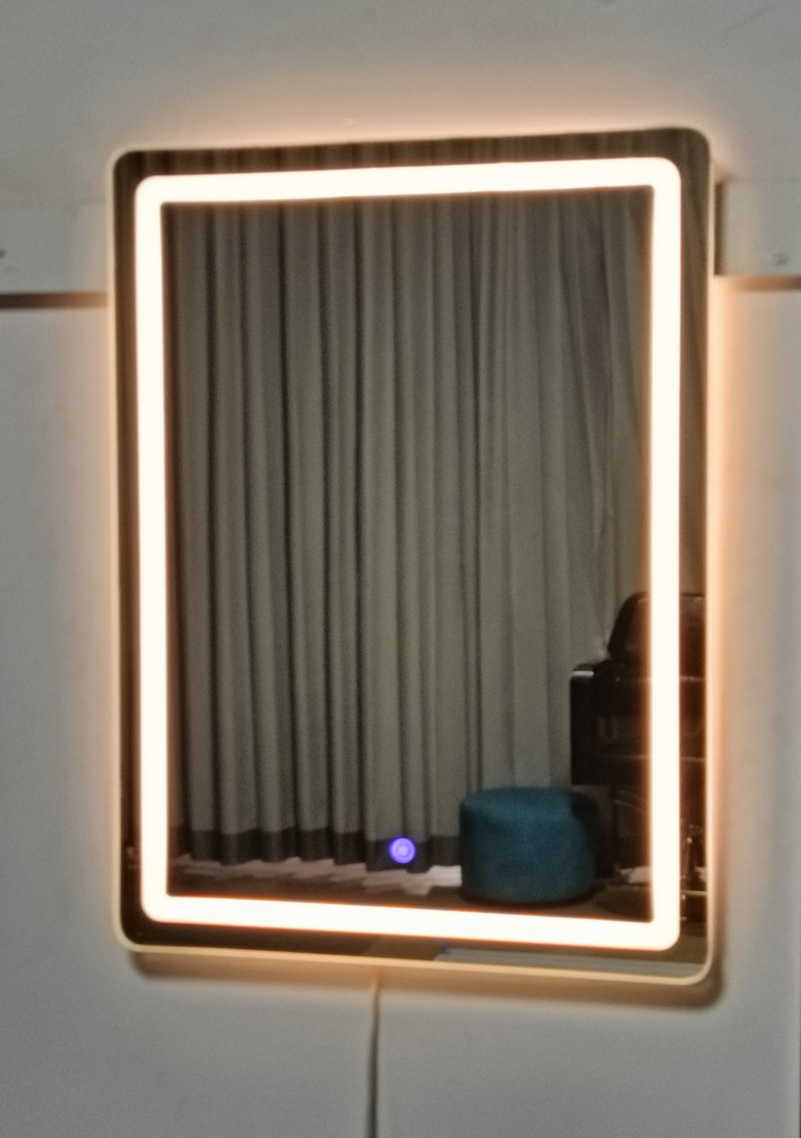 600mm x 800mm LED Mirror Ready Made In-Stock 001